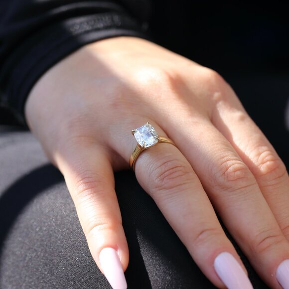 3.50 Carat Old Mine Cushion Brilliant Lab-Grown Diamond Ring Diamond Details - Picture 3 of 9